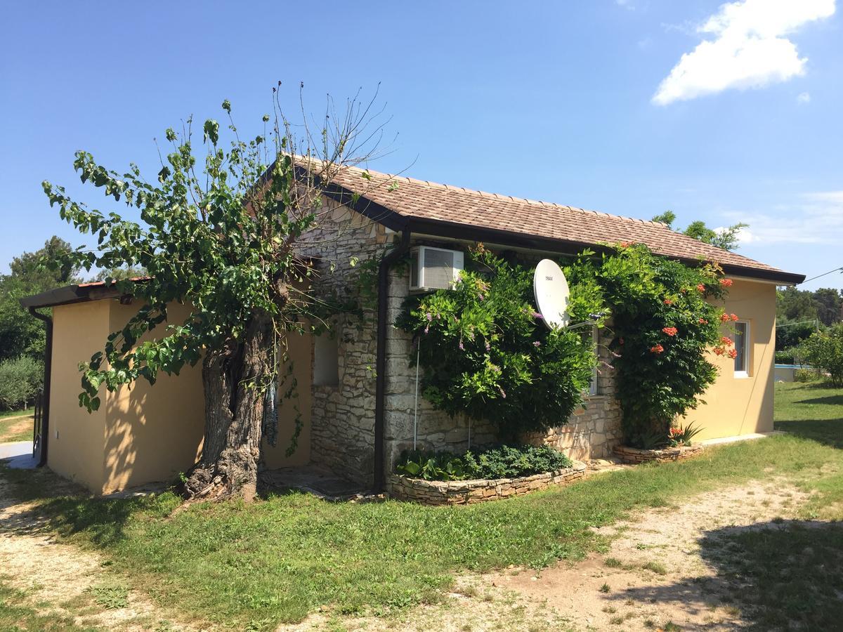 Apartments & Rooms Buoni Amici Murine المظهر الخارجي الصورة