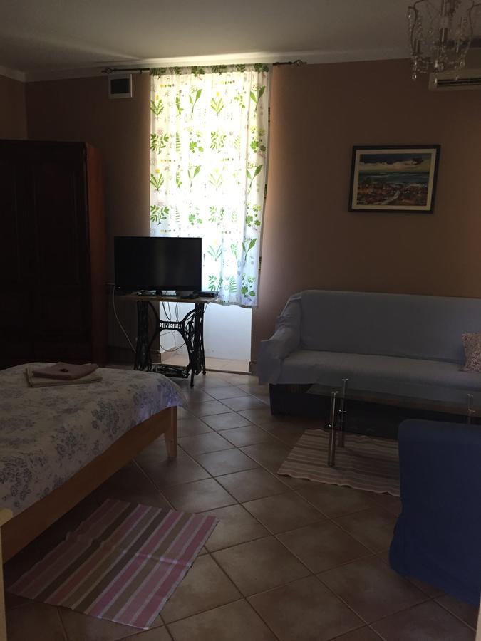 Apartments & Rooms Buoni Amici Murine المظهر الخارجي الصورة