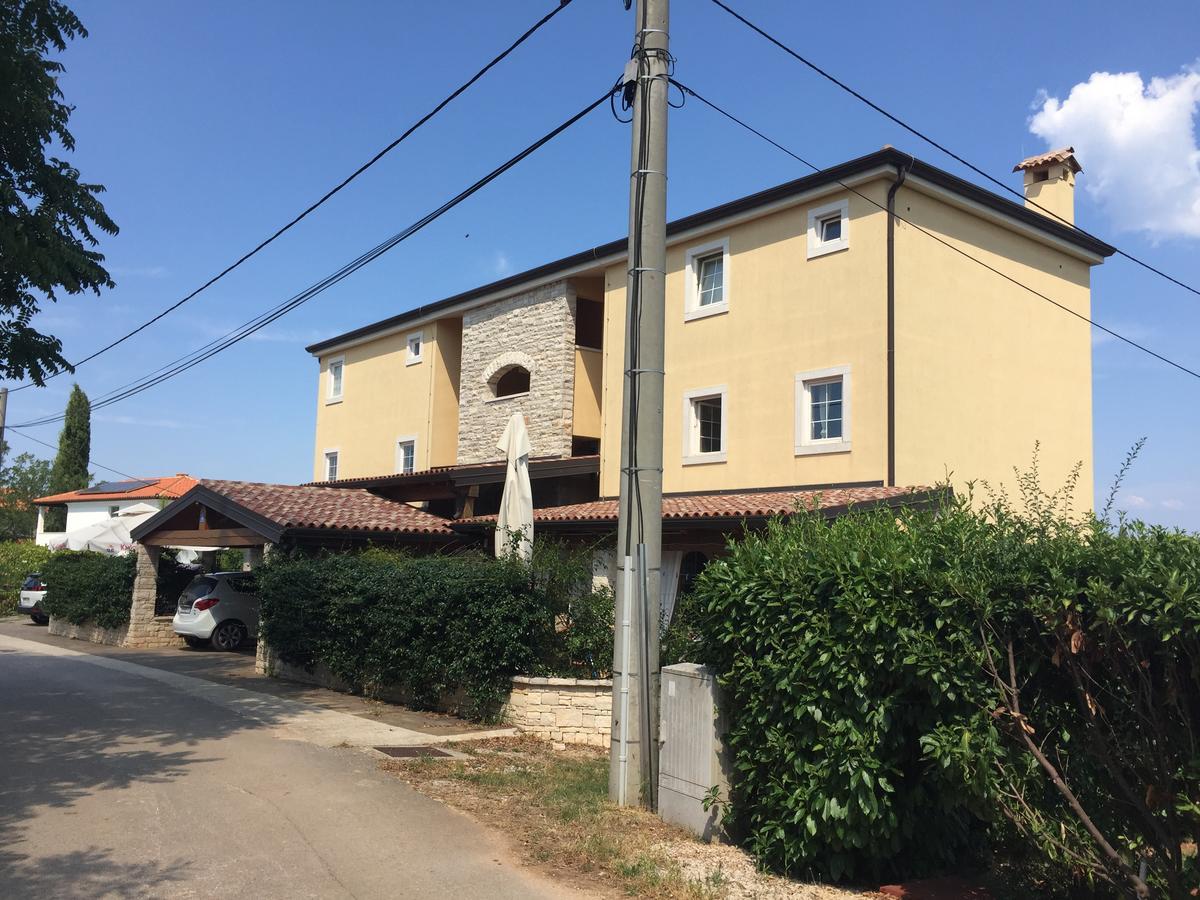 Apartments & Rooms Buoni Amici Murine المظهر الخارجي الصورة